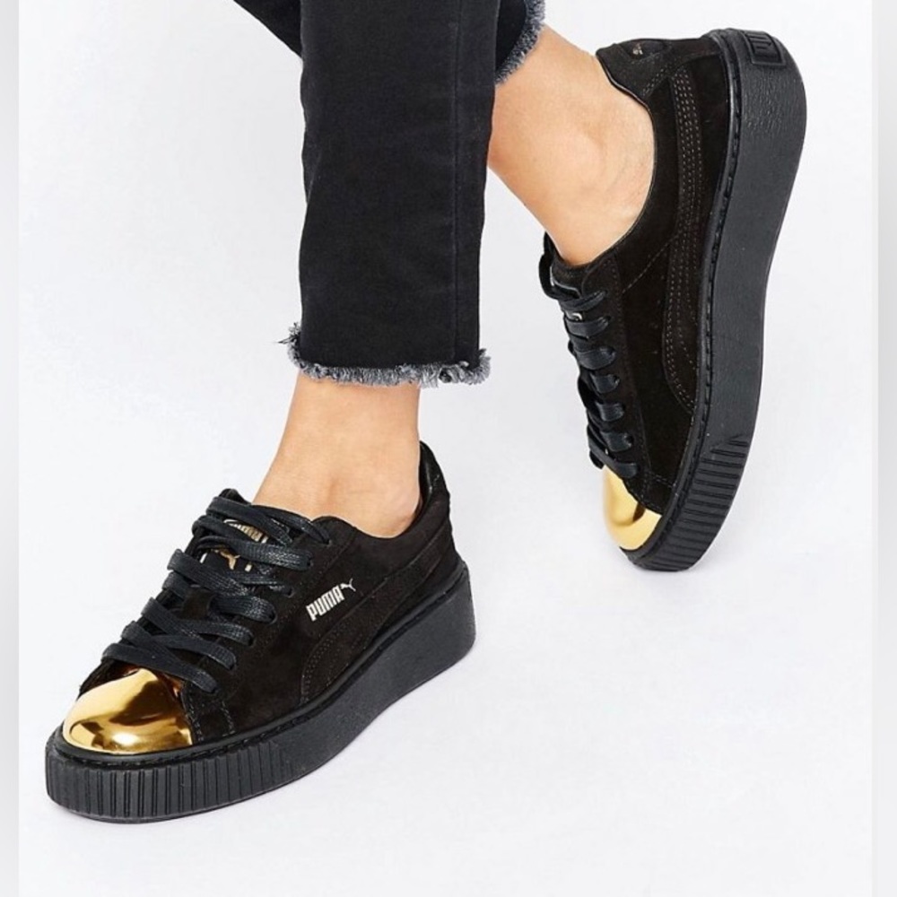Puma Gold Toe Sneakers - Picture 3 of 9